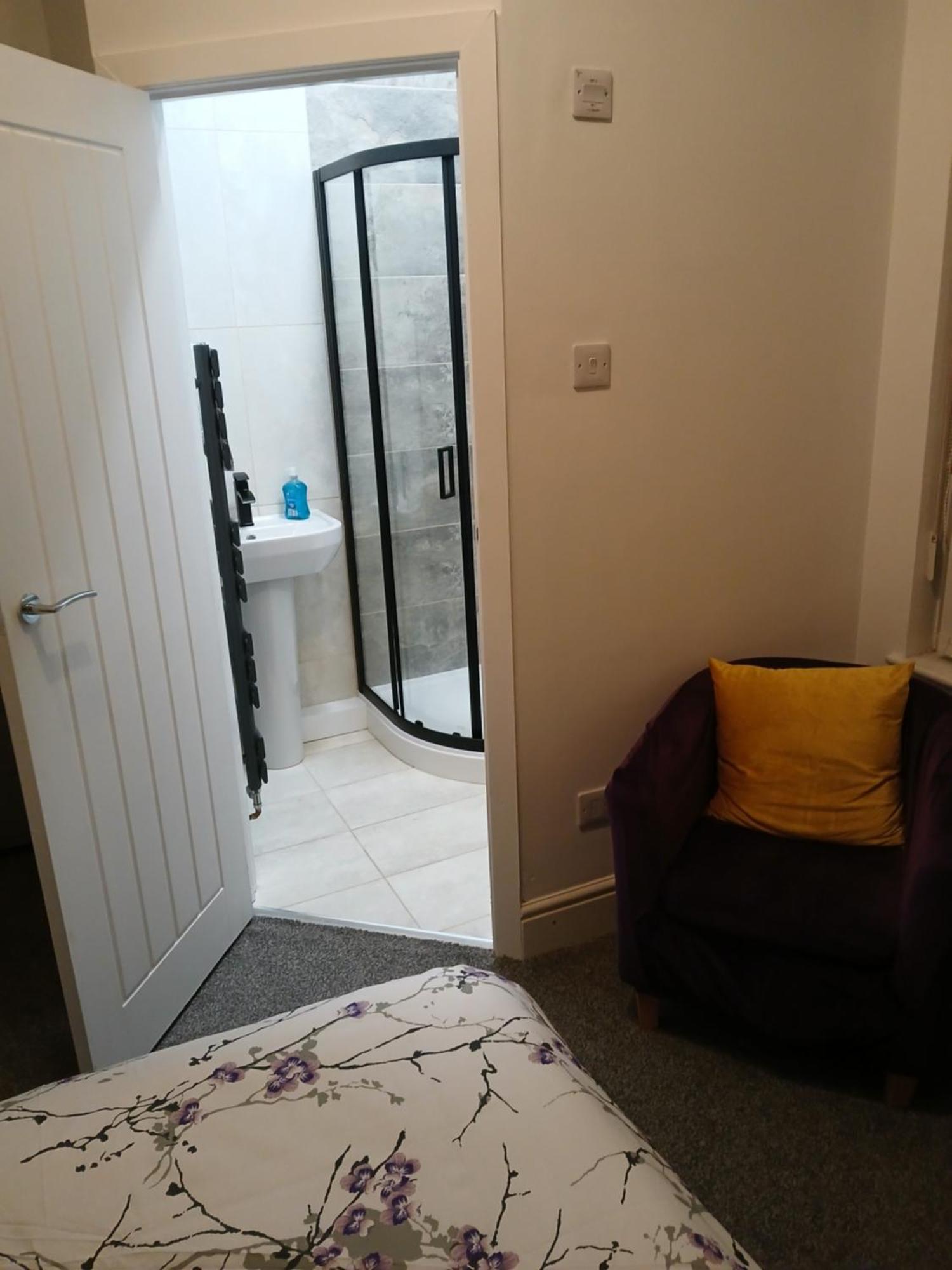 The White House Apartment Barrow-in-Furness Bagian luar foto